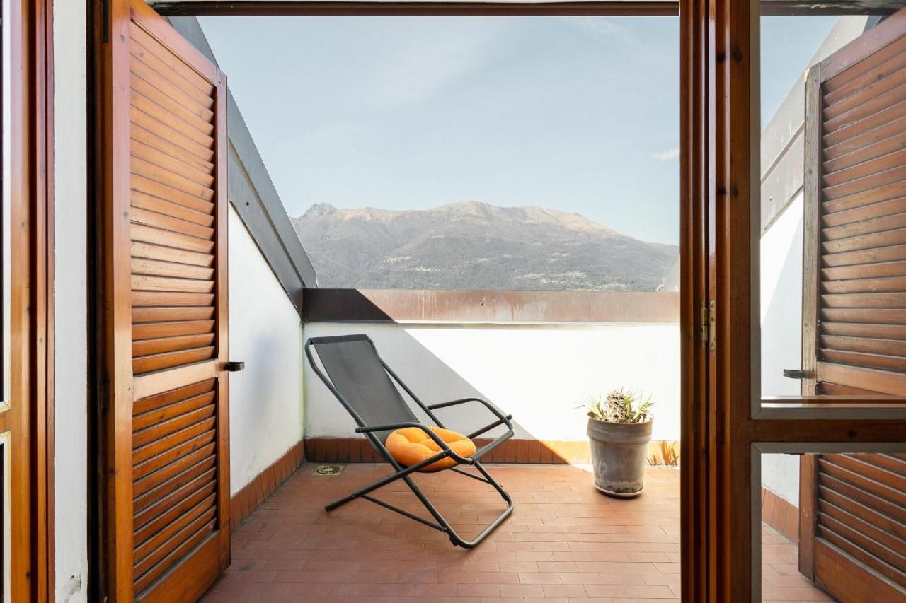 בלאנו Attic Lake View מראה חיצוני תמונה